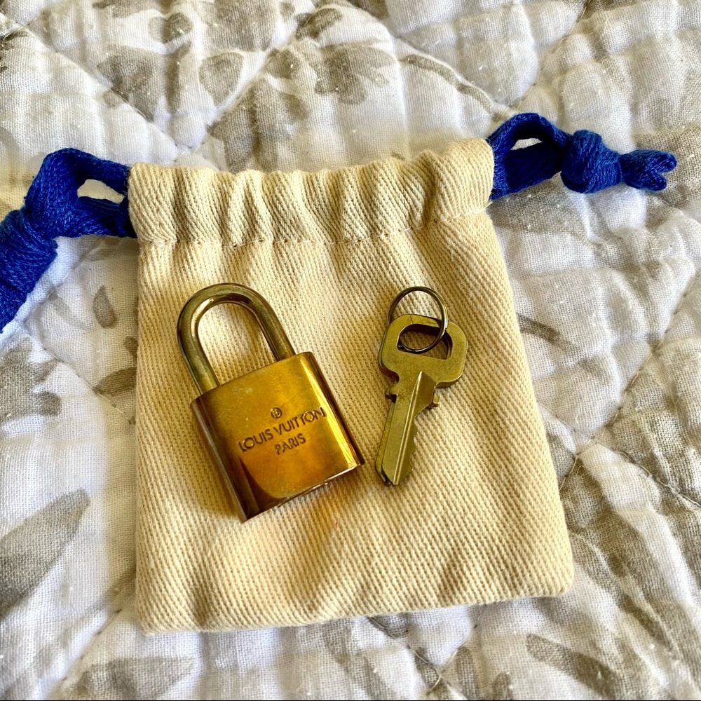 Louis Vuitton lock and keys set authentic